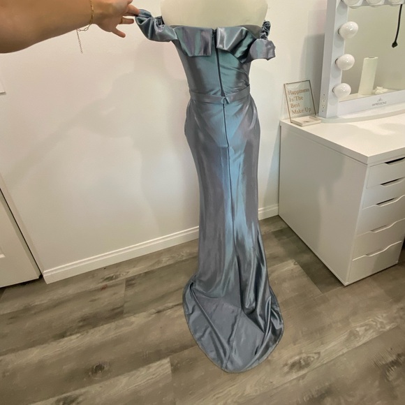 C’est La Vie Cinderella style blue gown with belt detail and train size 4 - Picture 7 of 15